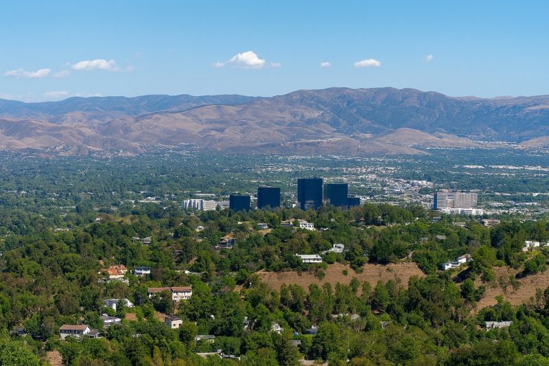 Woodland Hills, CA